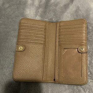 Anne klein blindfold wallet rose gold or tan